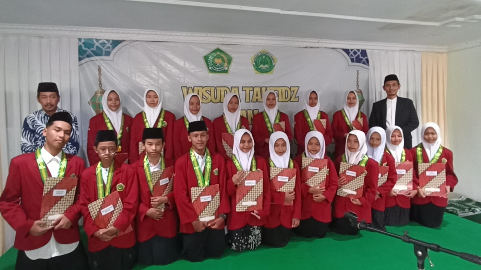 MTsN 3 Kulon Progo Gelar Wisuda Tahfidz Juz 30 dan Pengajian Nuzulul Qur’an