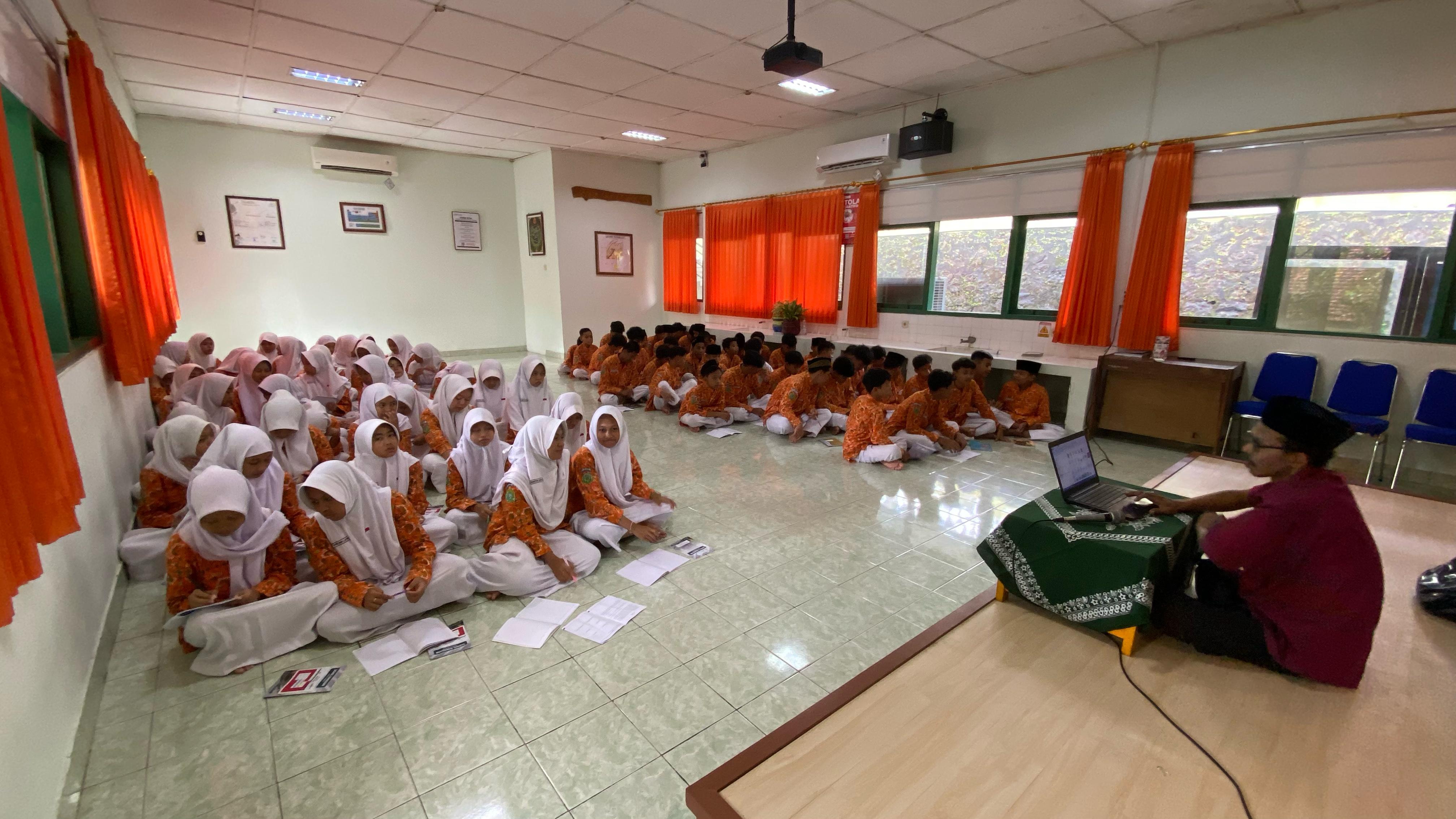 Kajian Fiqih Awali Pesantren Ramadhan Kelas 7 di MTsN 3 Kulon Progo