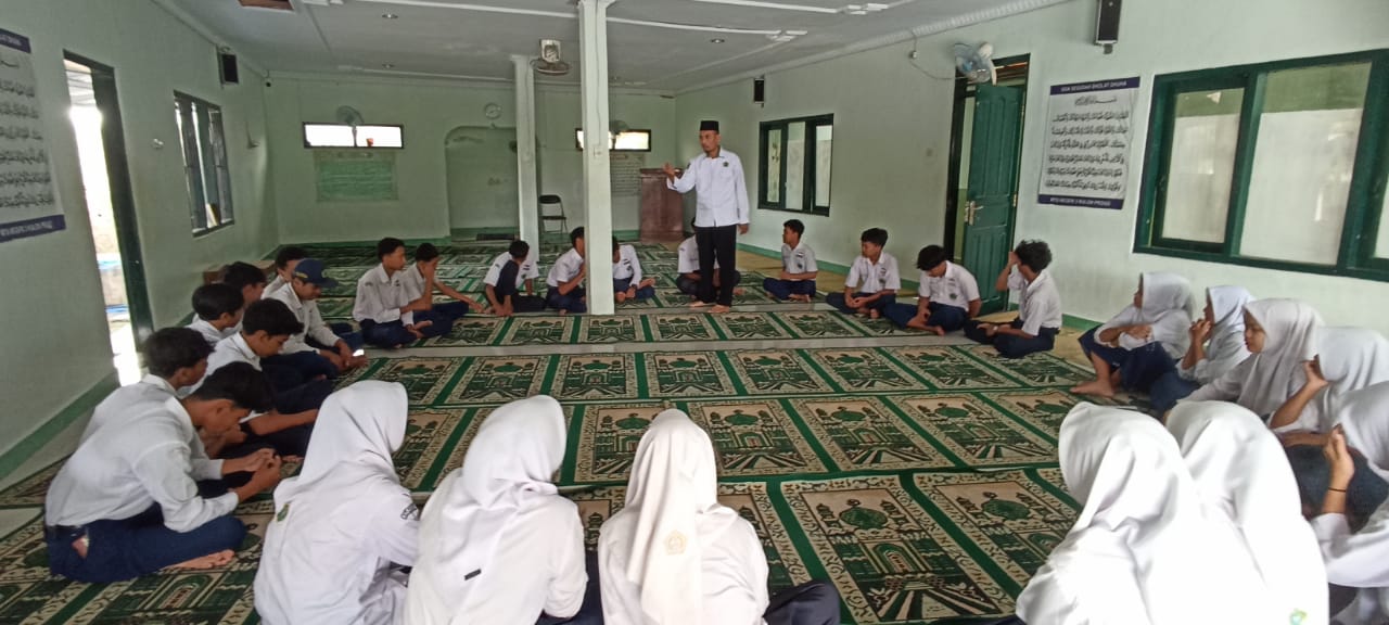 PEMBINAAN KEDISIPLINAN DAN MOTIVASI SISWA KELAS 9A MTsN 3 KULON PROGO DALAM PERSIAPAN ASPD